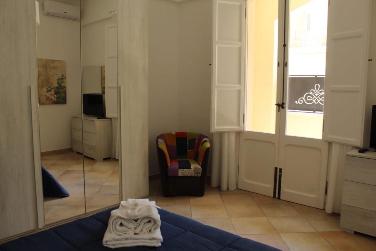 Ohana: Casa Nel Centro Di Lecce Dış mekan fotoğraf