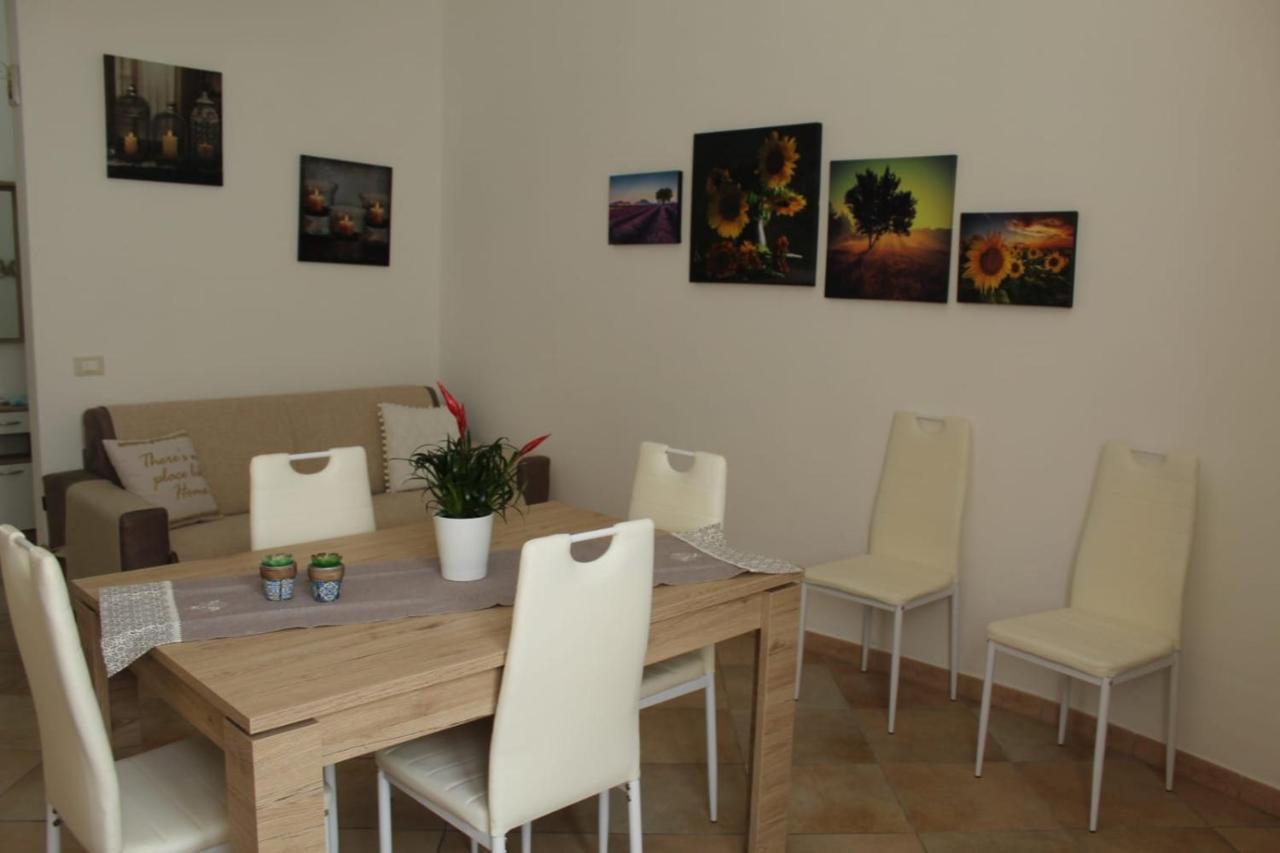 Ohana: Casa Nel Centro Di Lecce Dış mekan fotoğraf